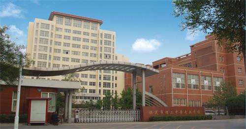 保定市第四職業(yè)中學(xué)校如何安排學(xué)生實訓(xùn)和就業(yè)？
