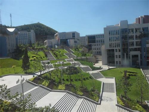 承德學電子商務去哪里？哪所學校比較專業(yè)？