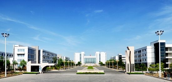 日照市技師學(xué)院學(xué)電子技術(shù)應(yīng)用怎么樣？